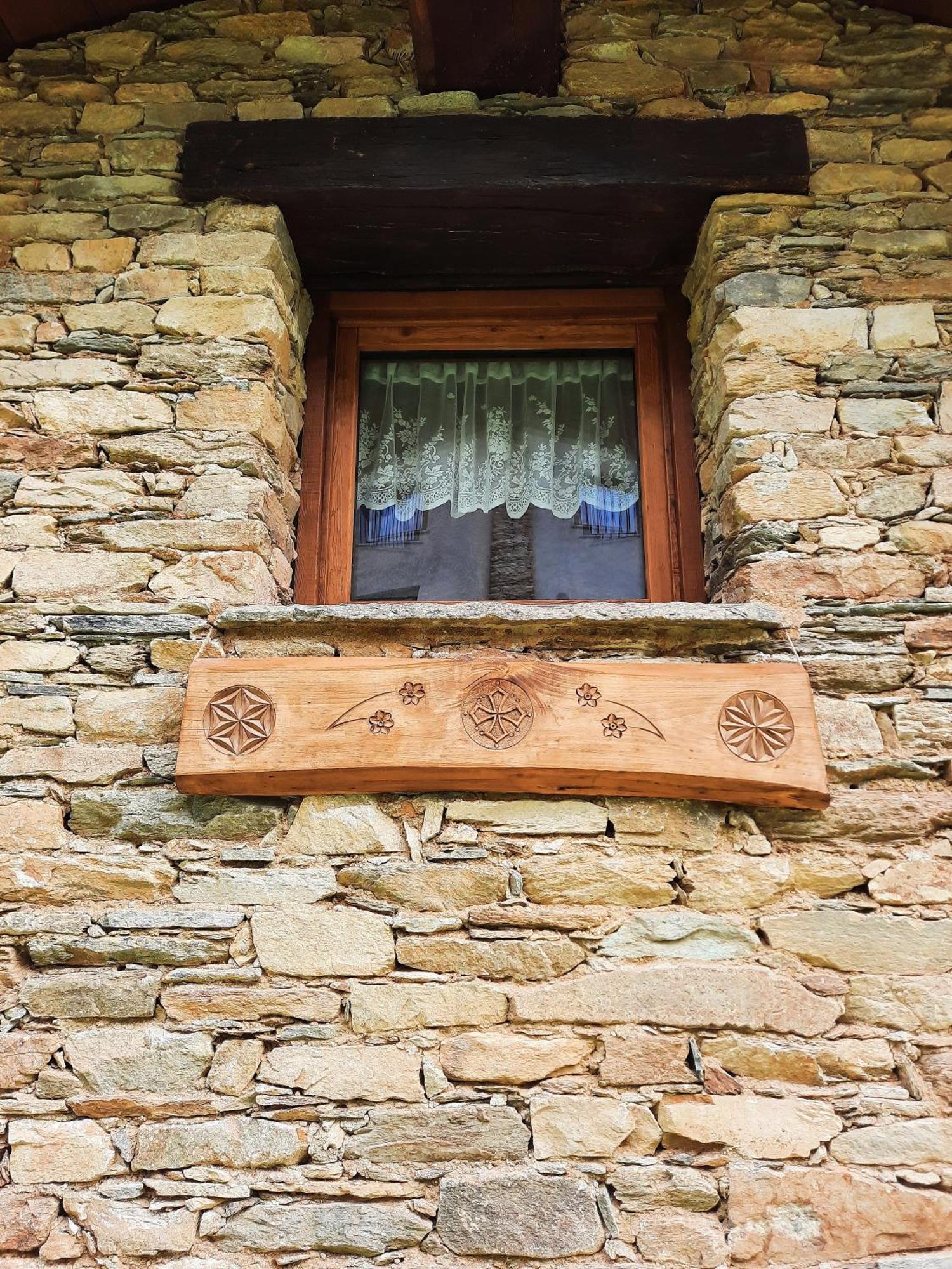 La Baita Nel Bosco Brossasco Exterior foto
